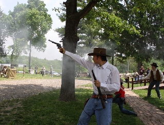 Good guys take aim 